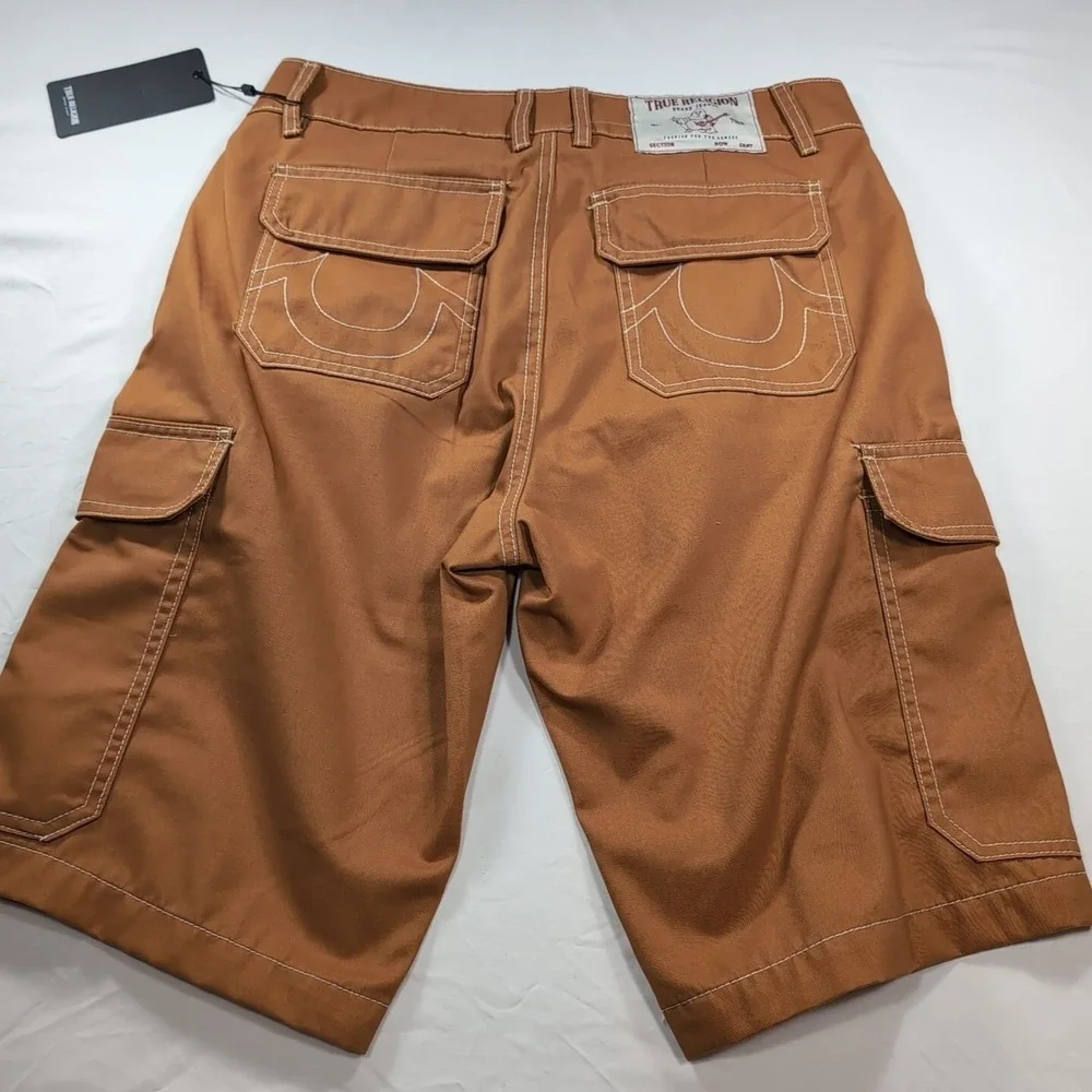True Religion refer pictures